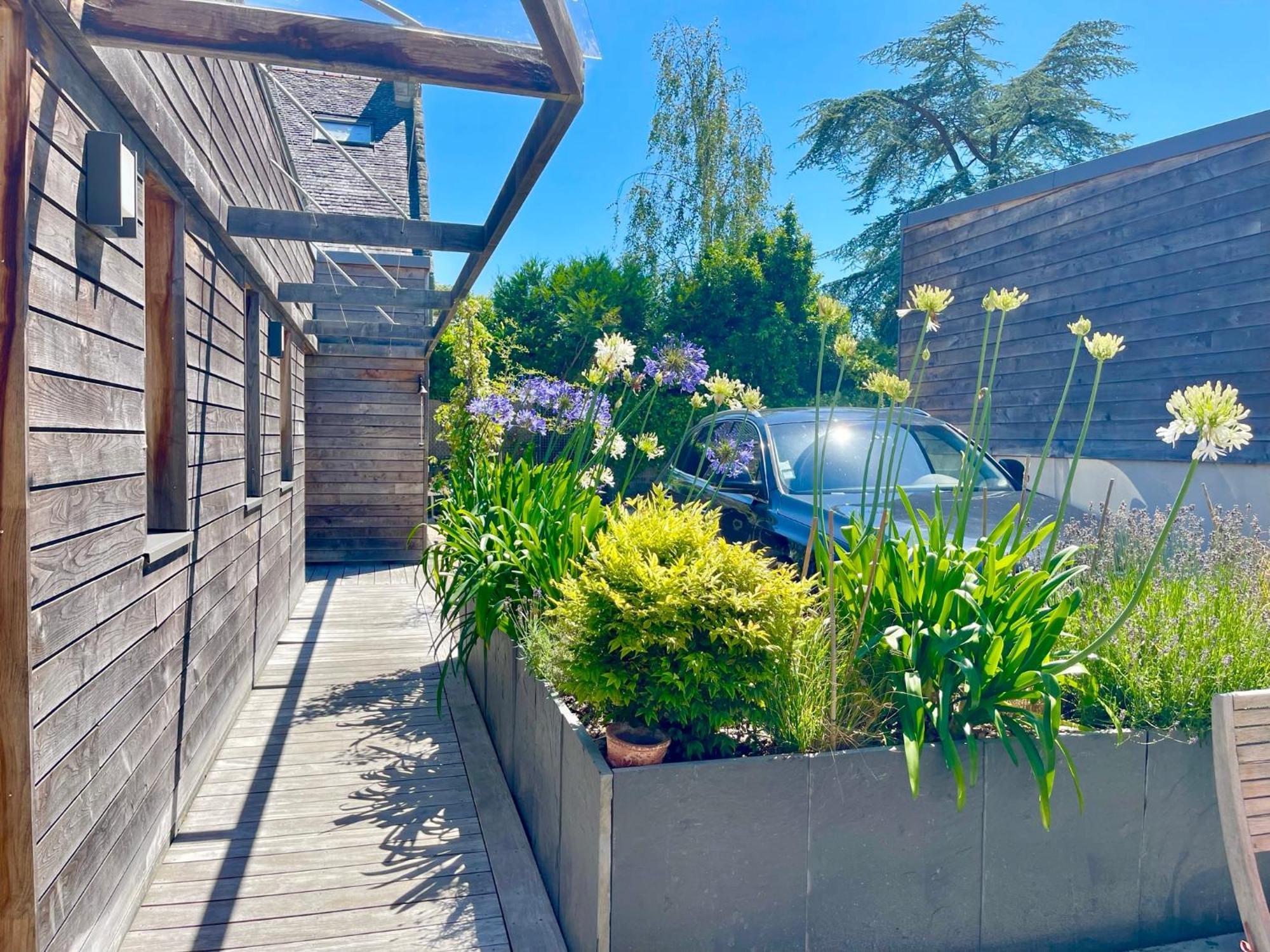 Appartement 300 M Et Centre - Parking Privatif Et Gratuit Sur Place - Terrasse Bois